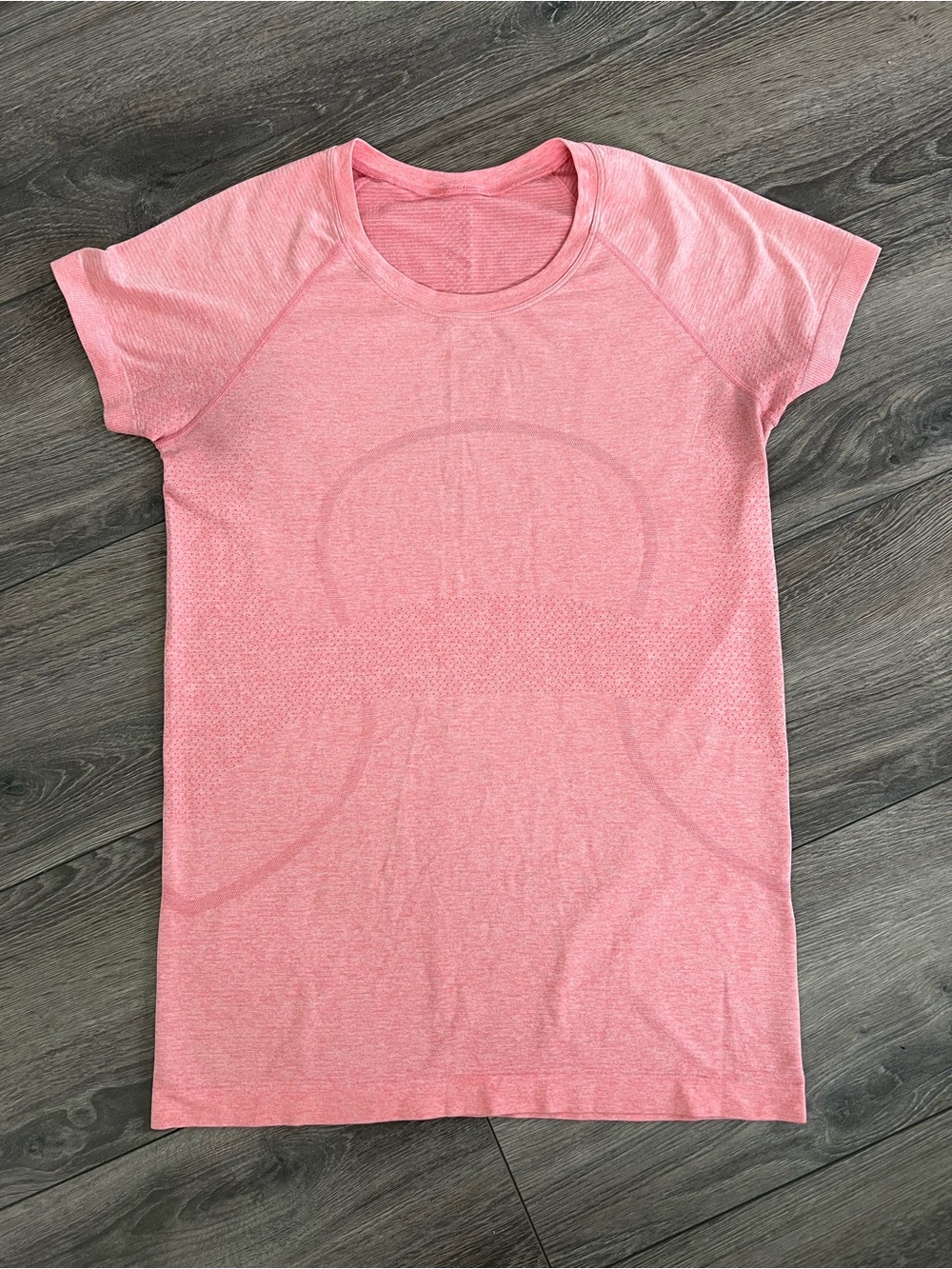 Lululemon Swiftly Tech T Shirt Size 10